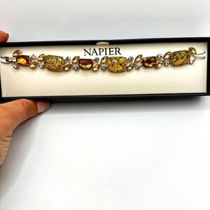 STILL IN THE BOX! 7" Napier Gold tone metal and Lucite, Rhinestones Bracelet!